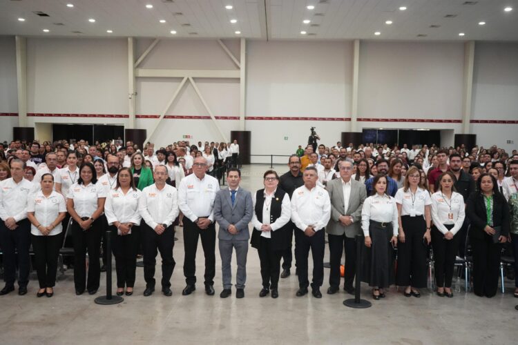 Suma la UAT iniciativas de docentes para impulsar la innovación educativa