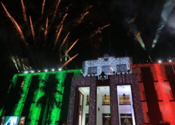 Da Américo Villarreal Grito de Independencia junto a miles de familias tamaulipecas