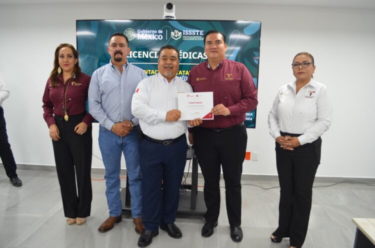 Capacitan a personal de la SET sobre atención en procesos médicos de trabajadores educativos