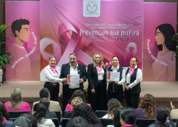 Promueve la UAT prevención y sensibilización sobre el cáncer de mama