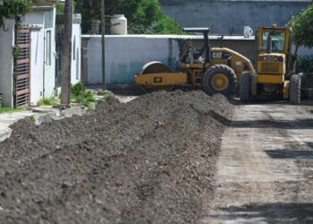 Agradecen vecinos pavimentación en la Cuauhtémoc.