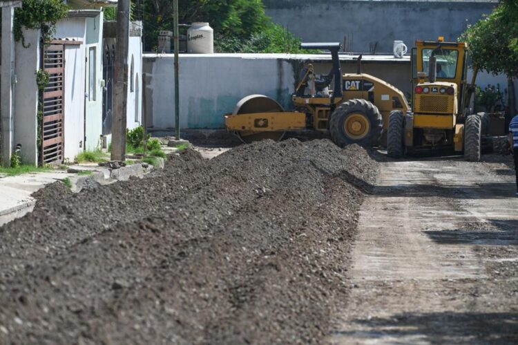 Agradecen vecinos pavimentación en la Cuauhtémoc.