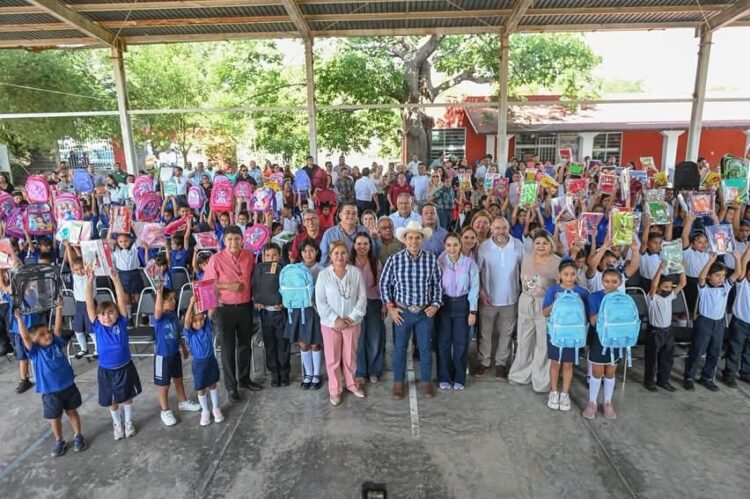 En 4 años, Pasos por la Educación del DIF ha beneficiado a 8 mil 500 niñas y niños.