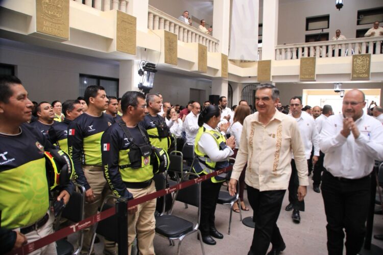 Reconoce gobernador al equipo de Protección Civil y a Servicios Aéreos de Tamaulipas