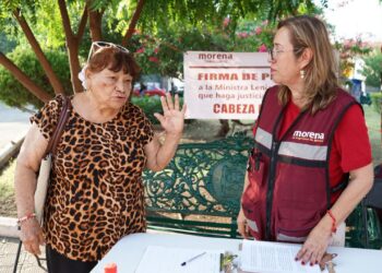 Sigue recolección de firmas para jalar a cuentas a Cabeza de Vaca