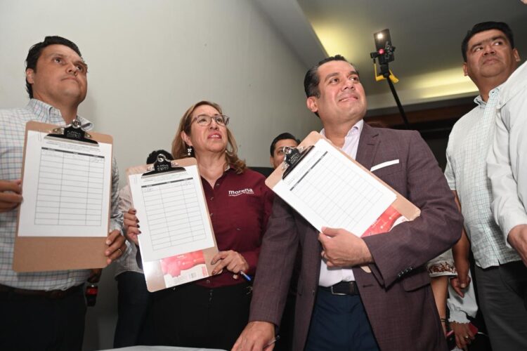 Levantan firmas en Tamaulipas para que la Corte mande a la cárcel a Cabeza de Vaca