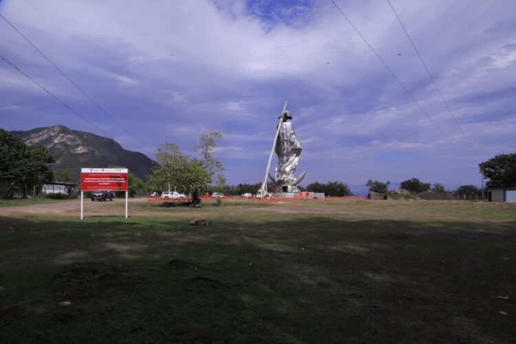 La escultura de la Virgen de la Misericordia avanza hacia su entrega; será inaugurada el próximo 12 de diciembre
