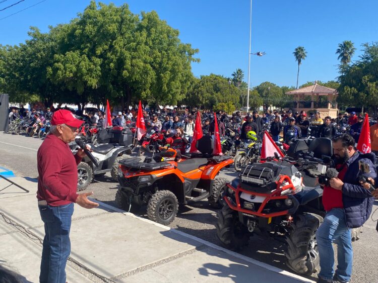 Al ejido San Juanito se fue la moto que rifó el  ayuntamiento de Guémez