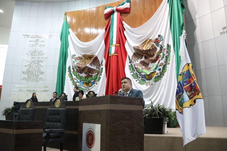 Menos deuda, más inversión productiva, sin más impuestos en 2026: Finanzas