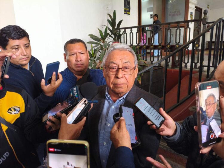 Trabajos de bacheo se mantendrán en periodo vacacional