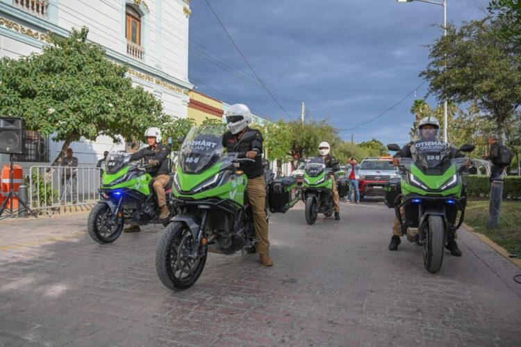 Arranca Lalo Gattás Operativo Navideño 2025.