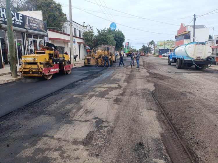 Inicia gobierno de Victoria pavimentación de 12,743 m2 en la Héroe de Nacozari.