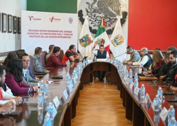 Preside Lalo Gattás sesión del Consejo Municipal de Protección Civil.