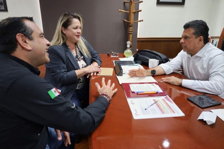 Sostiene Lalo Gattás reunión con secretarios para retomar plan de atención y obra pública.