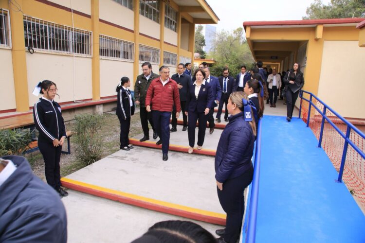 Reconoce Américo importancia de las y los maestros en la formación de una sociedad más humana