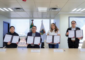 Impulsa SEDENER justicia energética con estufas eficientes de leña 