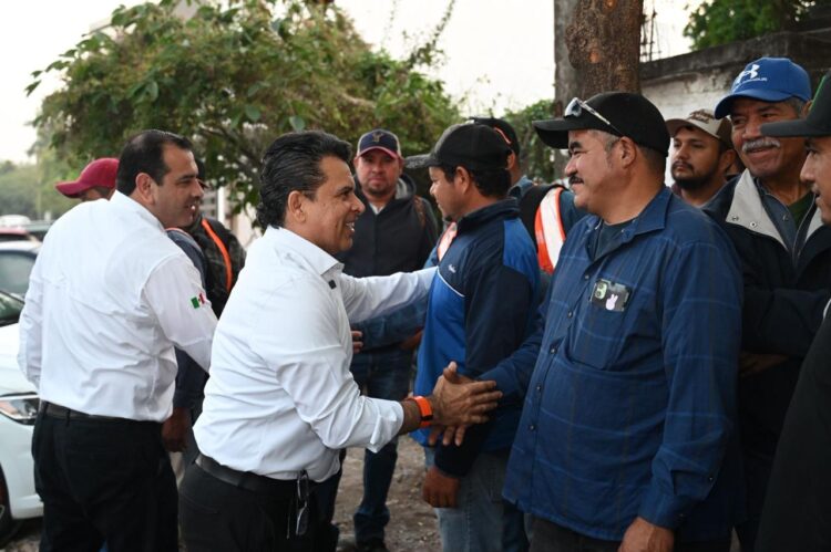 Acuerdan Lalo Gattás y sindicato del Municipio trabajar en unidad.