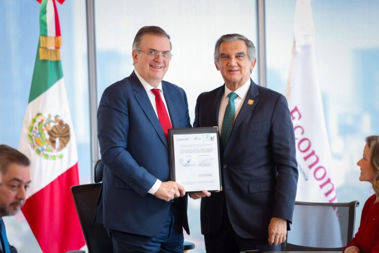 Firma Américo convenio con secretario de Economía para impulsar Polo de Desarrollo para el Bienestar en Altamira