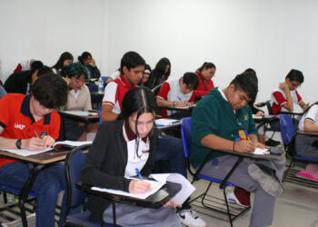 Estudiantes de la UAT obtienen pase a la Olimpiada Nacional de Química