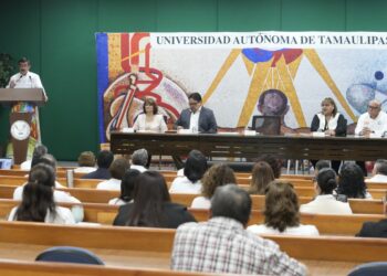 Resguarda la UAT su patrimonio documental y memoria histórica