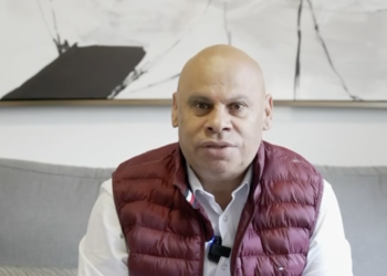 Francisco Cuéllar deja Comunicación Social