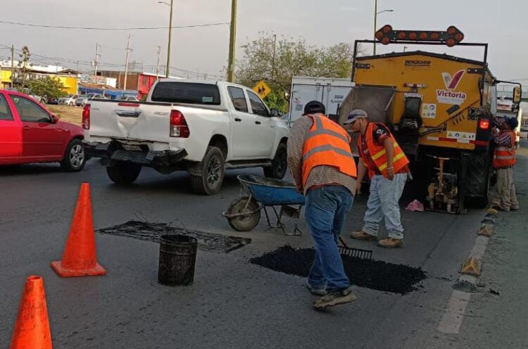 Lleva Municipio programa de bacheo a toda la ciudad.
