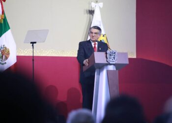 AVA RECONOCE EN IV INFORME APORTE LEGISLATIVO