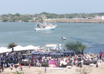 Américo y María de Villarreal reconocen la historia y el trabajo de las despicadoras de Tamaulipas