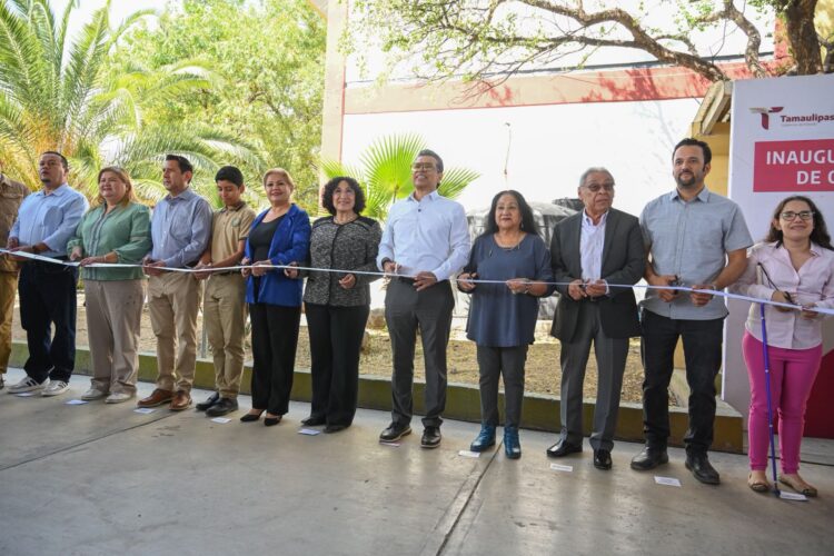 Entrega Lalo Gattás obra 157 de infraestructura hidráulica en escuelas.