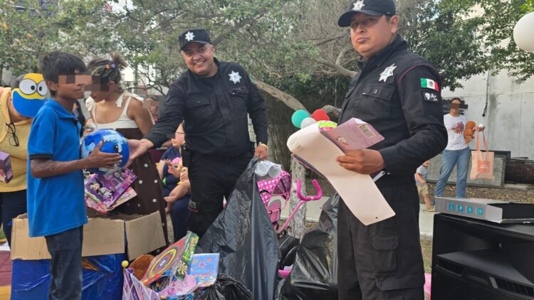 Entrega Guardia Estatal juguetes y celebra a niñas y niños de Matamoros
