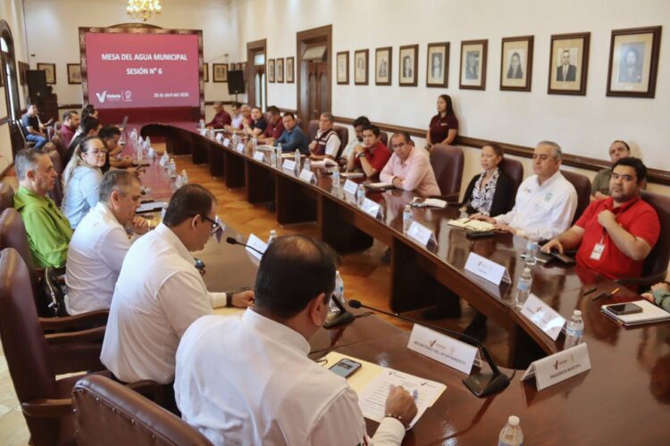 Sesiona Mesa del Agua municipal por ola de calor.