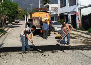 Inyectará Municipio recursos adicionales al programa de rehabilitación de calles.