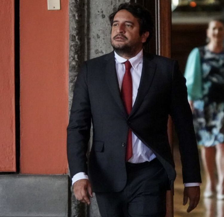Andy deja Morena, va por diputación en Tabasco.