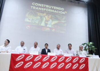 Refrendan Gobierno y CMIC compromiso con movilidad ordenada y desarrollo urbano