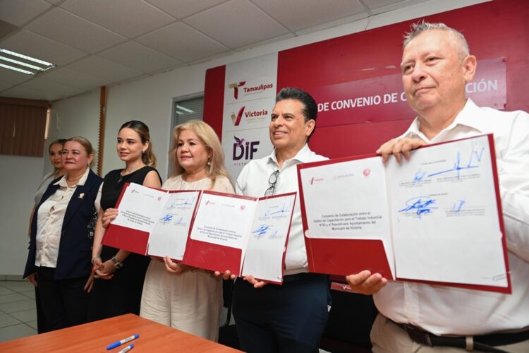 Acuerdan CECATI y Municipio capacitación para servidores públicos.