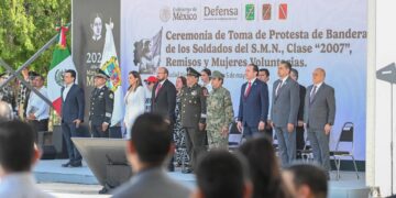 Asiste alcalde de Victoria a ceremonia de toma de protesta de jóvenes del SMN.