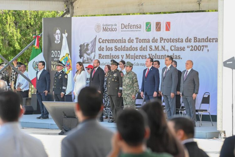 Asiste alcalde de Victoria a ceremonia de toma de protesta de jóvenes del SMN.