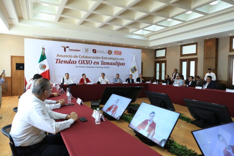 Invertirá Oxxo 300 millones de pesos y venderá carbón vegetal tamaulipeco en sus tiendas