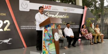 Entrega la UAT en la UAM-Mante nuevos profesionales de la salud y la educación