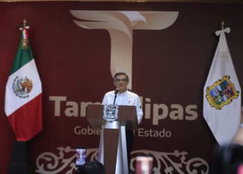 Con visa en mano, rechaza Américo Villarreal señalamientos de LA Times