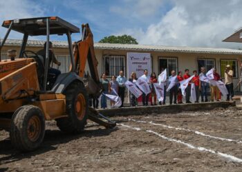 Gobierno de Victoria le sigue invirtiendo a la infraestructura educativa.