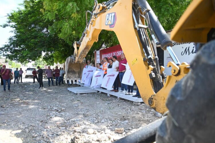 Arranca alcalde importante obra sanitaria en la Vamos Tamaulipas.